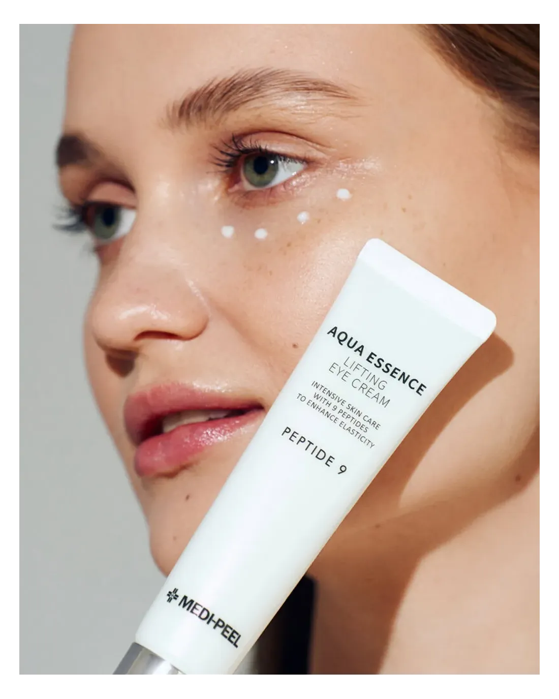 MEDI-PEEL Ліфтинг-крем для шкіри навколо очей Peptide 9 Aqua Essence Lifting Eye Cream